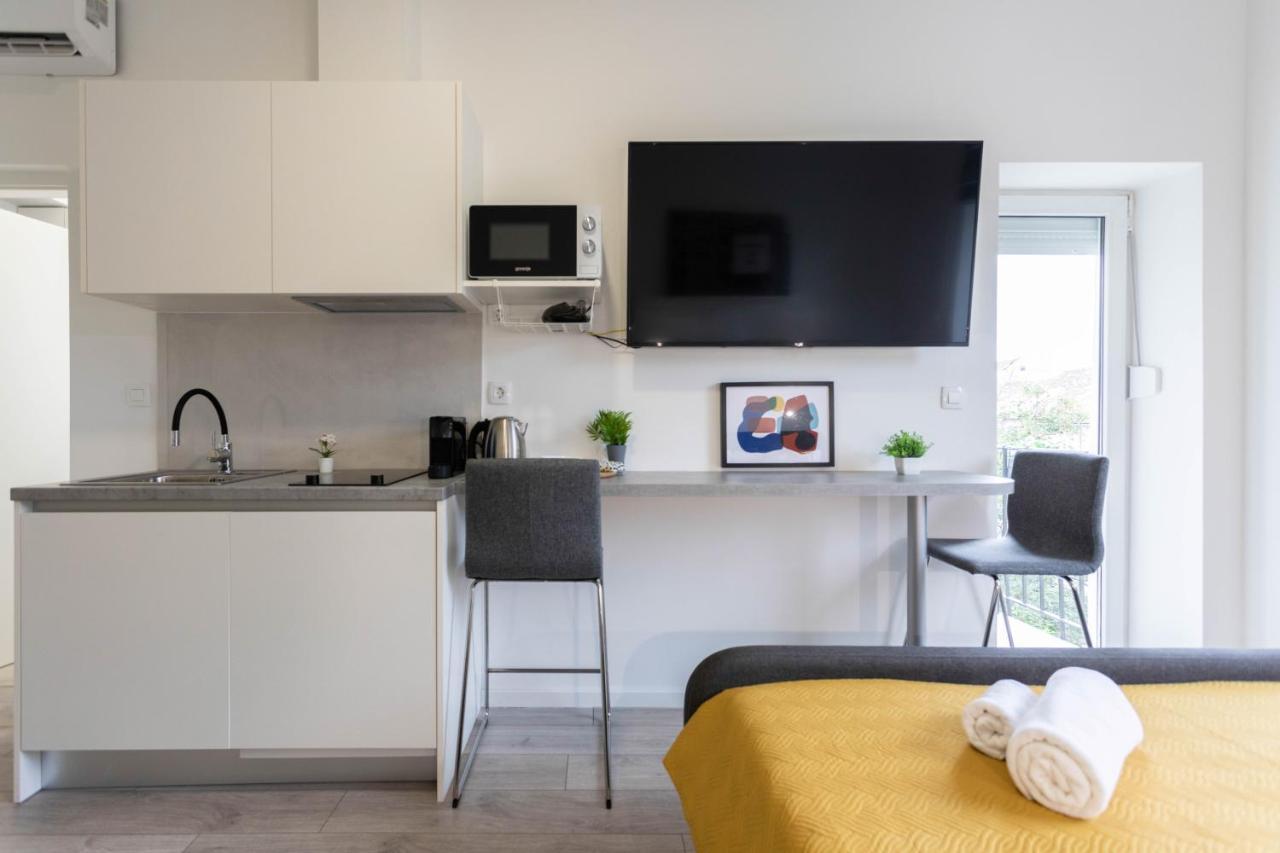 Bright And Modern Apartments In City Center Загреб Экстерьер фото