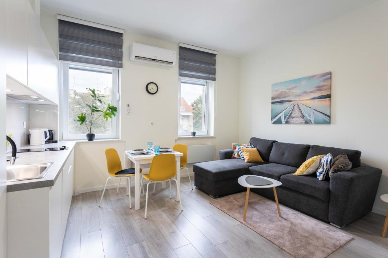 Bright And Modern Apartments In City Center Загреб Экстерьер фото